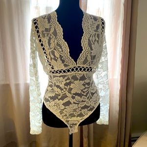 Fashion Nova Lace Bodysuit